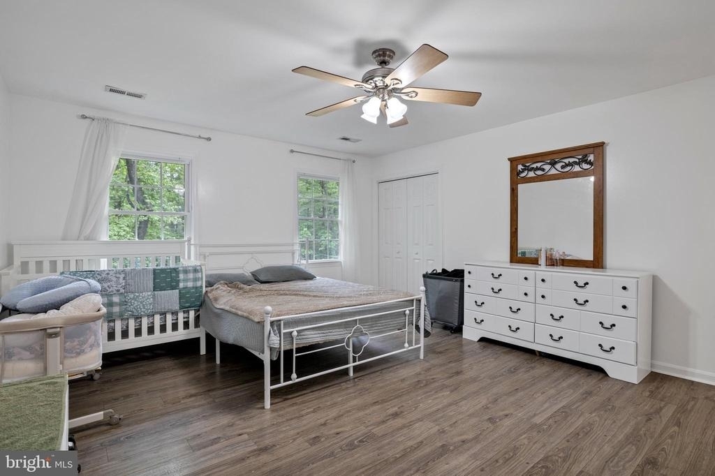 583 Norwich Drive - Photo 19
