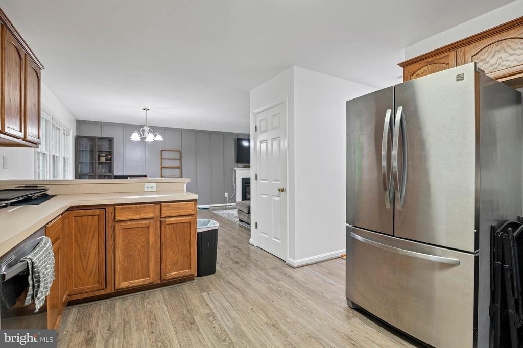 583 Norwich Drive - Photo 12