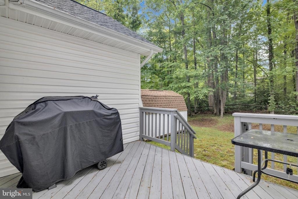 583 Norwich Drive - Photo 33
