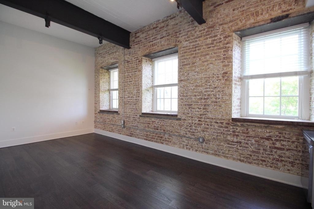 515 N Washington Street - Photo 7