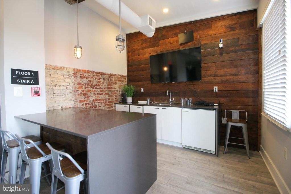 515 N Washington Street - Photo 16