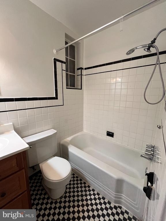 410 E Glendale Avenue - Photo 10