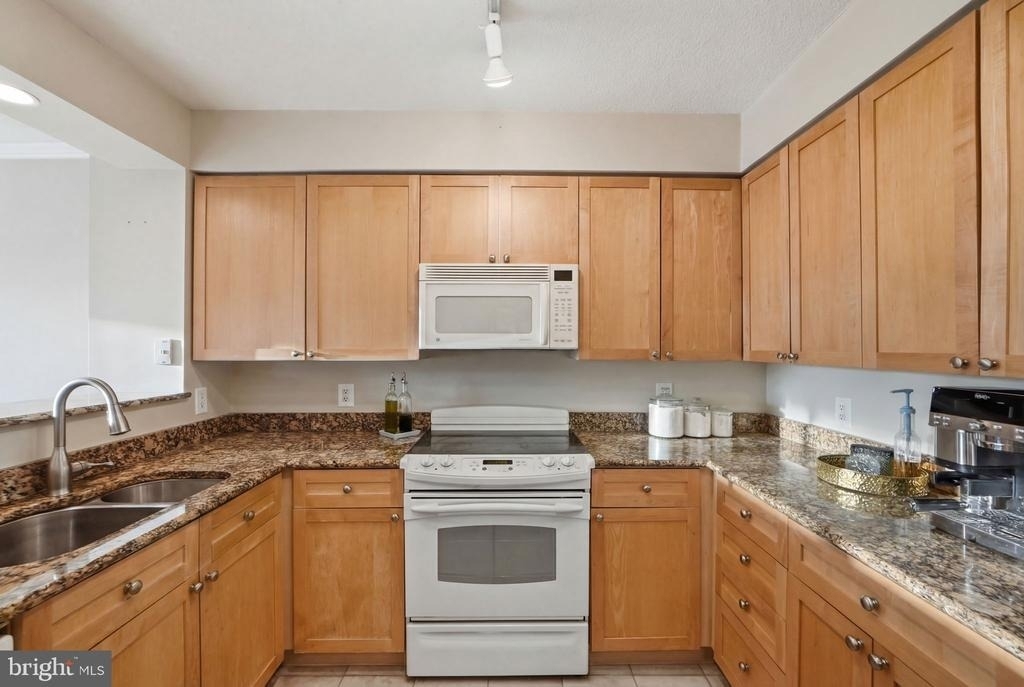 3101 N Hampton Drive - Photo 8