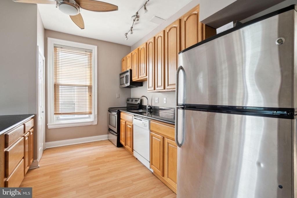 1936 N 7th Street - Photo 5