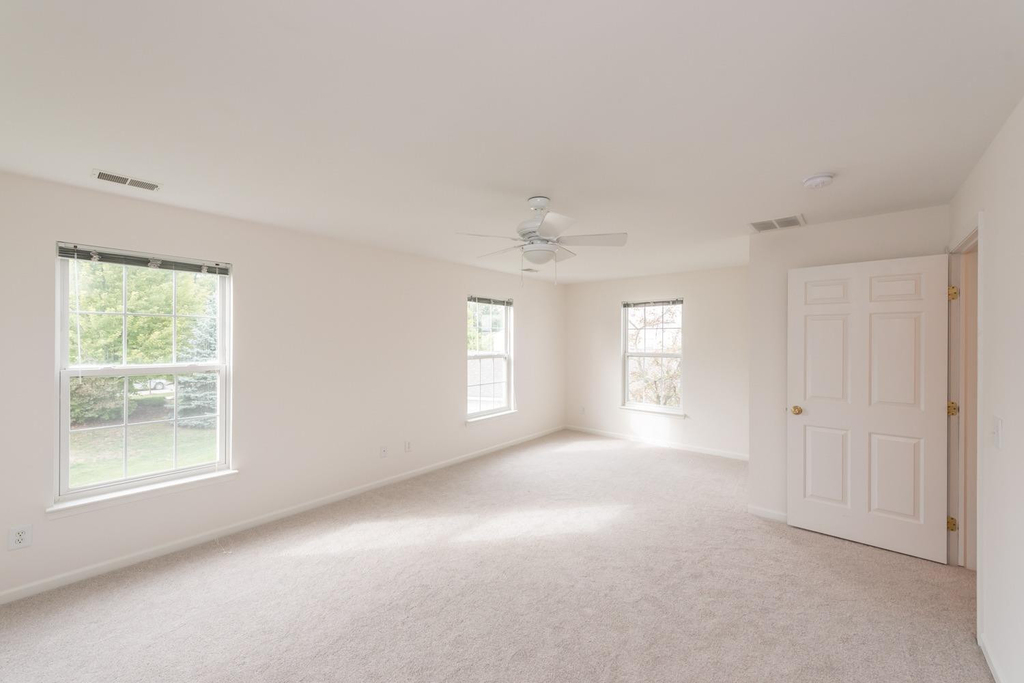 2800 S Knightsbridge Circle - Photo 15