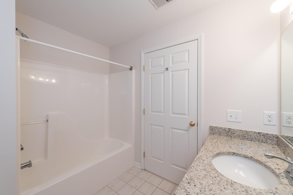 2800 S Knightsbridge Circle - Photo 13