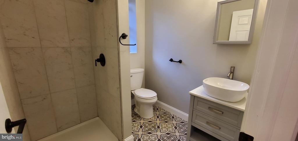 2221 N Franklin Street - Photo 3