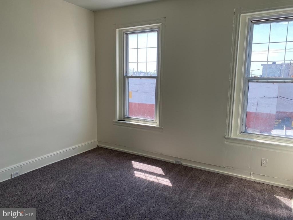 823 N Hutton Street - Photo 12