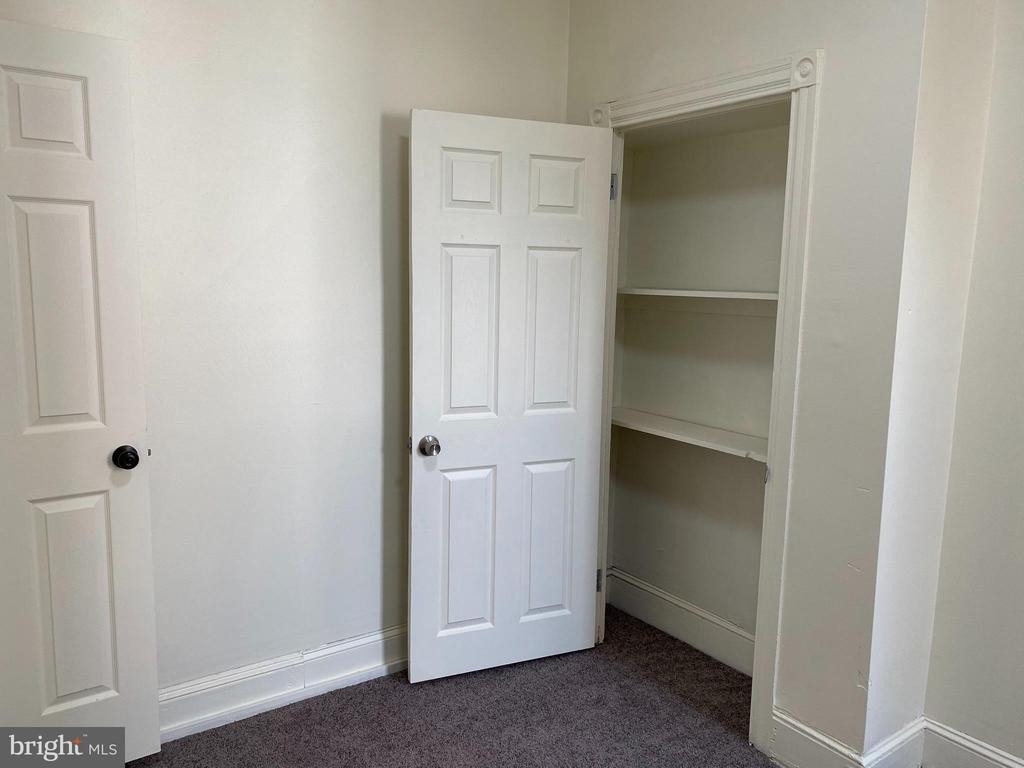 823 N Hutton Street - Photo 19