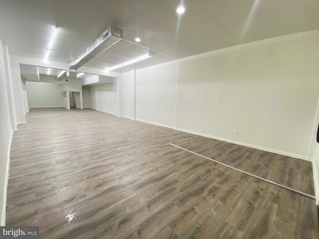 1433 E Vernon Road - Photo 4