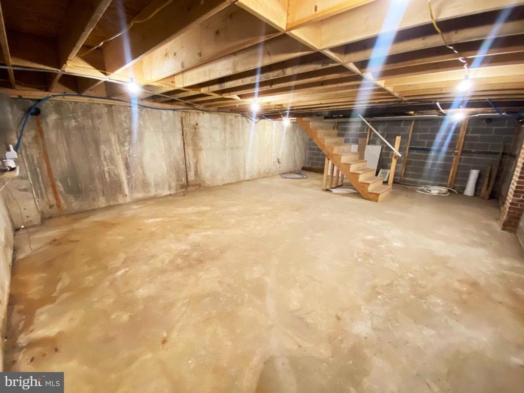 1433 E Vernon Road - Photo 28