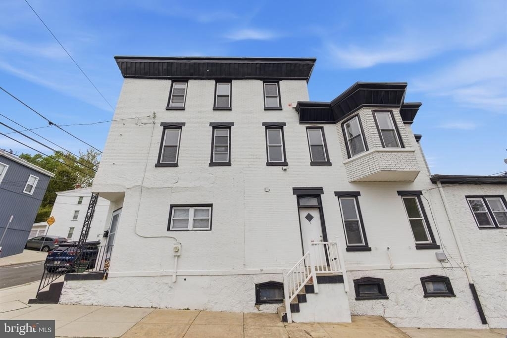 213 Hermitage St - Photo 28