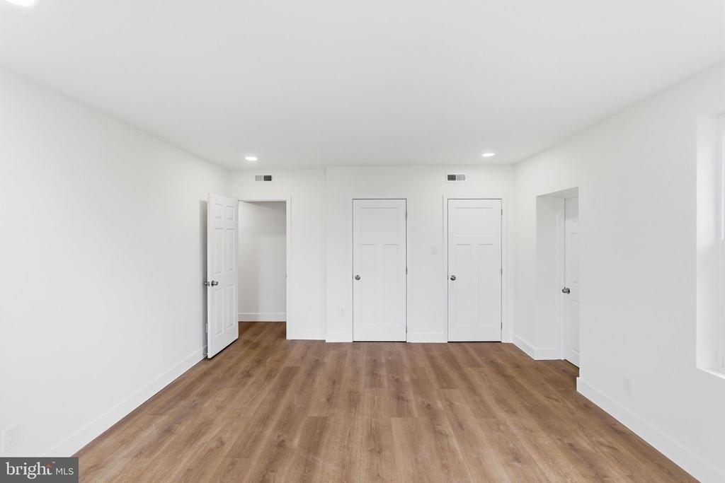 213 Hermitage St - Photo 13