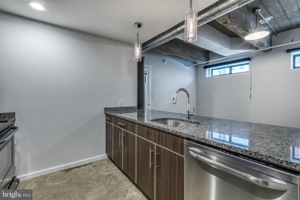 4800 Brown Street - Photo 3
