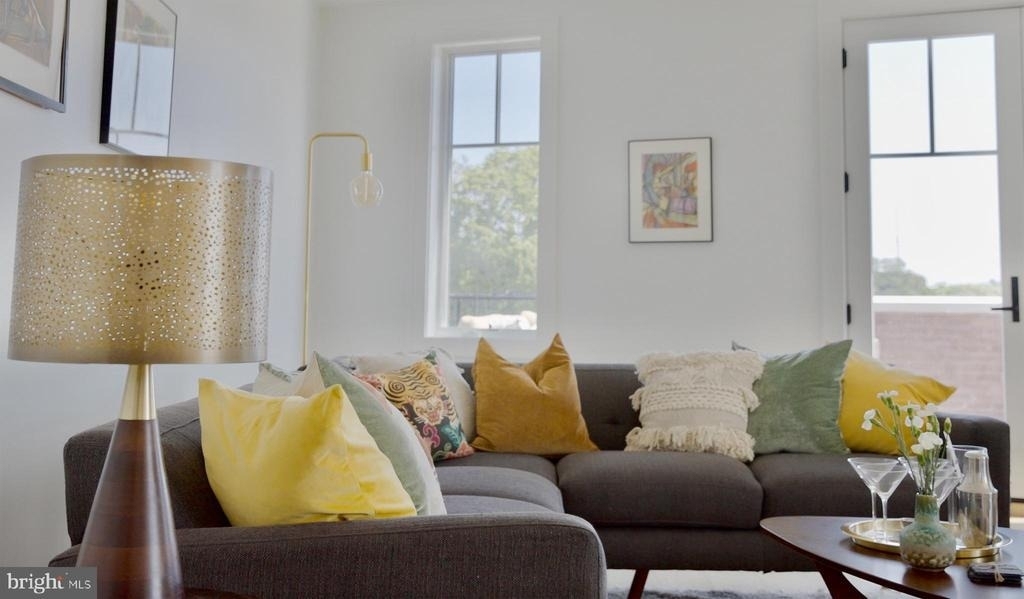 8100 Germantown Avenue - Photo 3