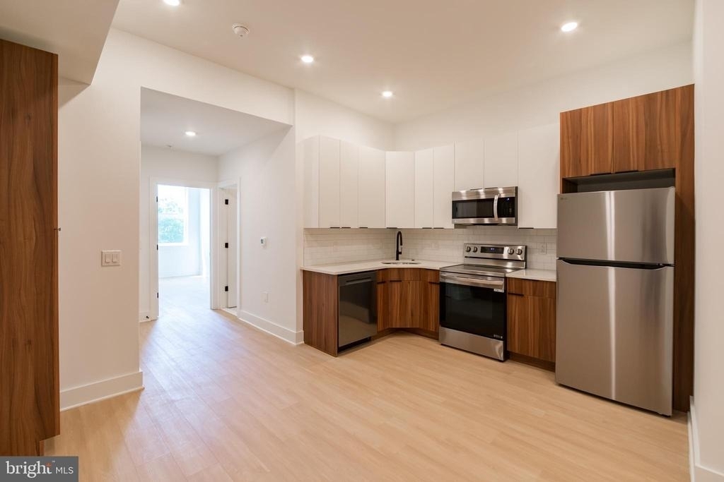 4408 Lancaster Avenue - Photo 3