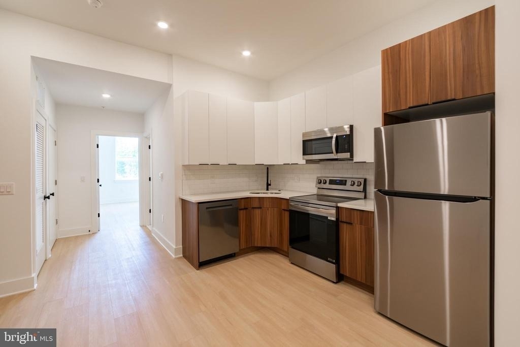 4408 Lancaster Avenue - Photo 4