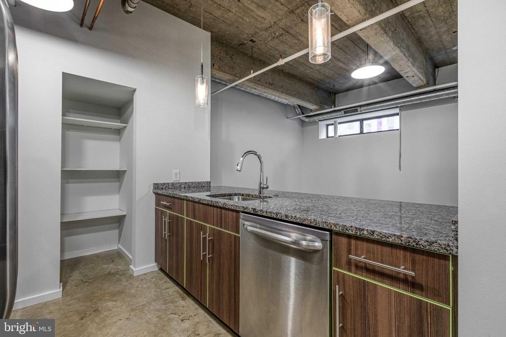 4800 Brown Street - Photo 3