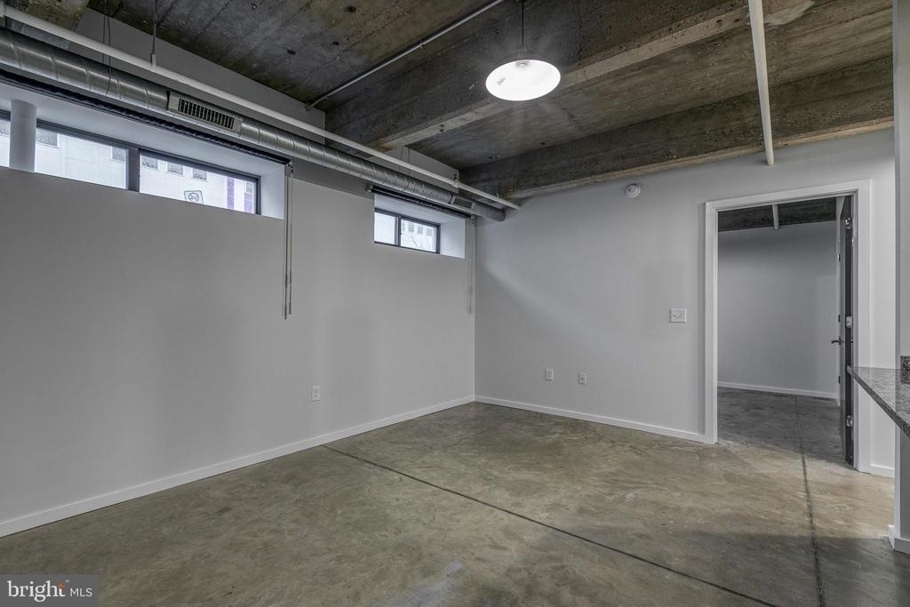 4800 Brown Street - Photo 8