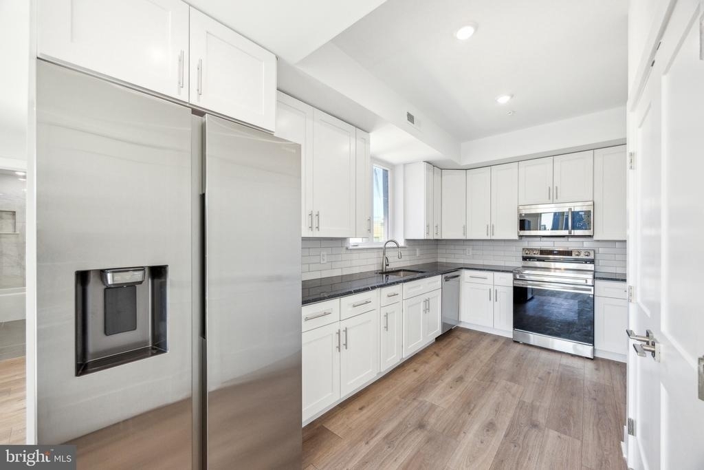 1350 N Front Street - Photo 1