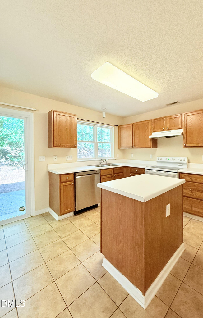 418 Bergen Avenue - Photo 5