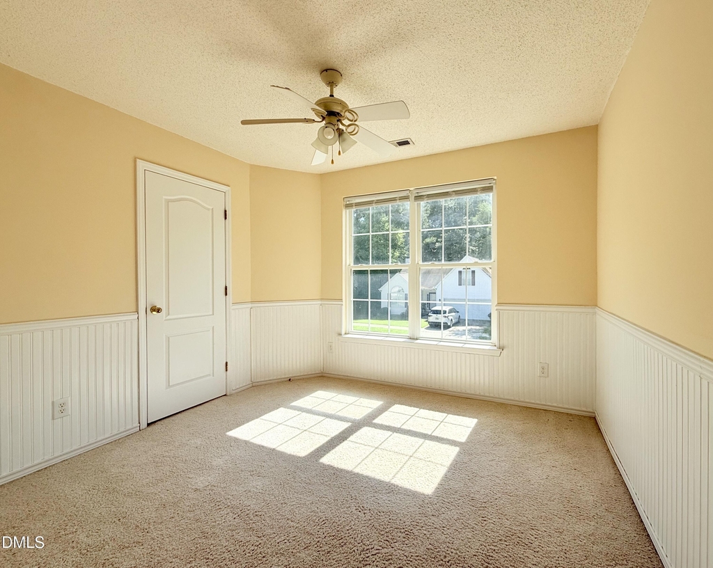 418 Bergen Avenue - Photo 9
