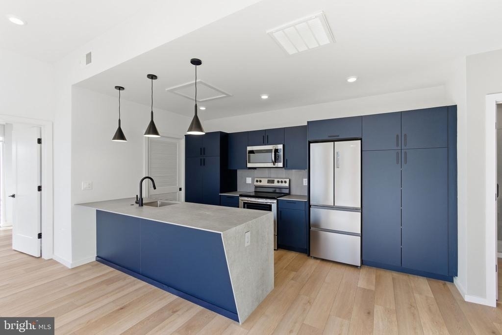 1705 N American Street - Photo 2