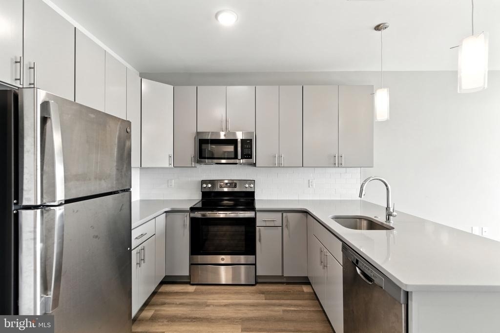 2110 E Norris Street - Photo 2