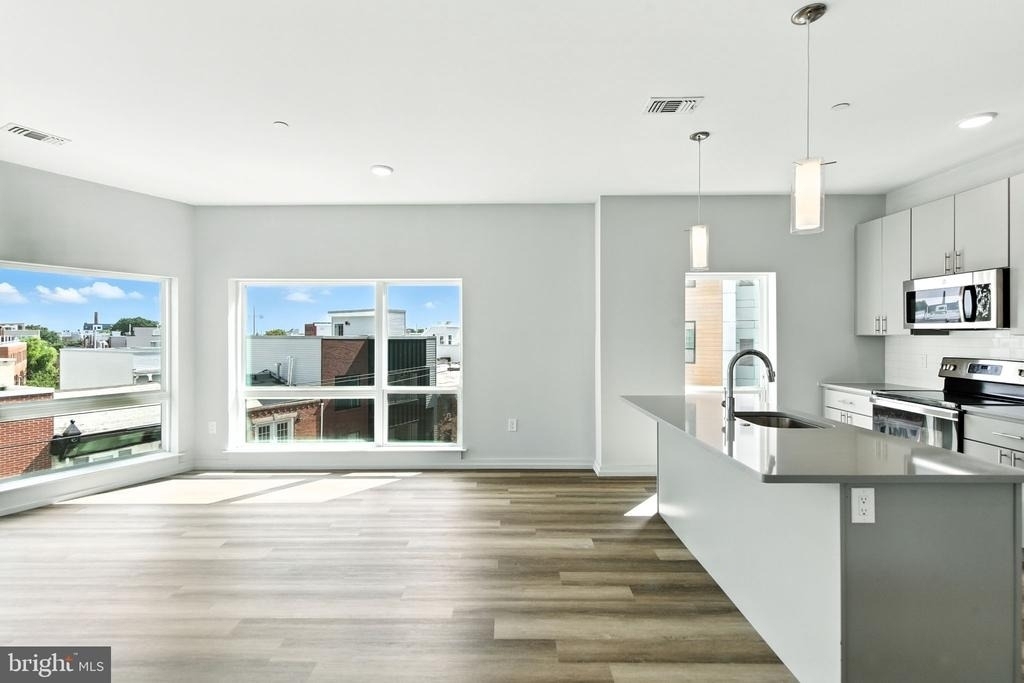 2110 E Norris Street - Photo 9