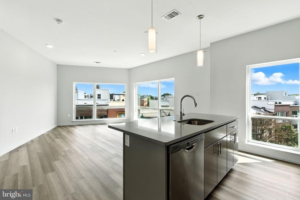 2110 E Norris Street - Photo 6