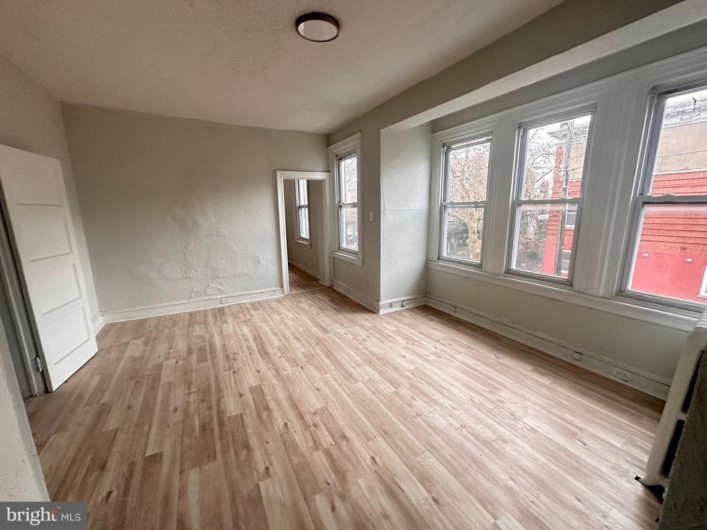 4950 Walnut Street - Photo 0