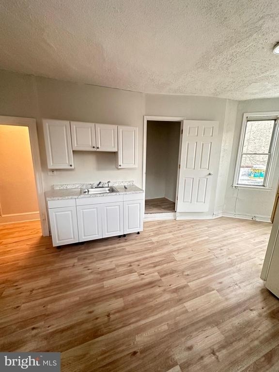 4950 Walnut Street - Photo 5