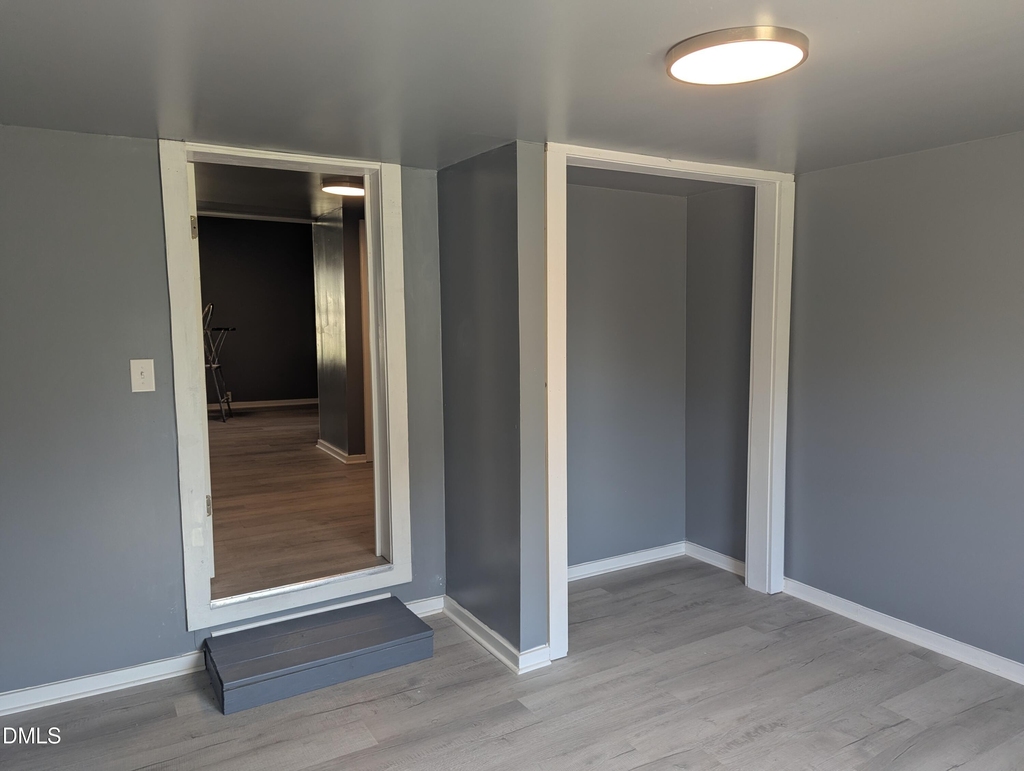 502 E Surles Street - Photo 7