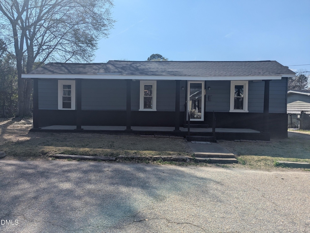 502 E Surles Street - Photo 0