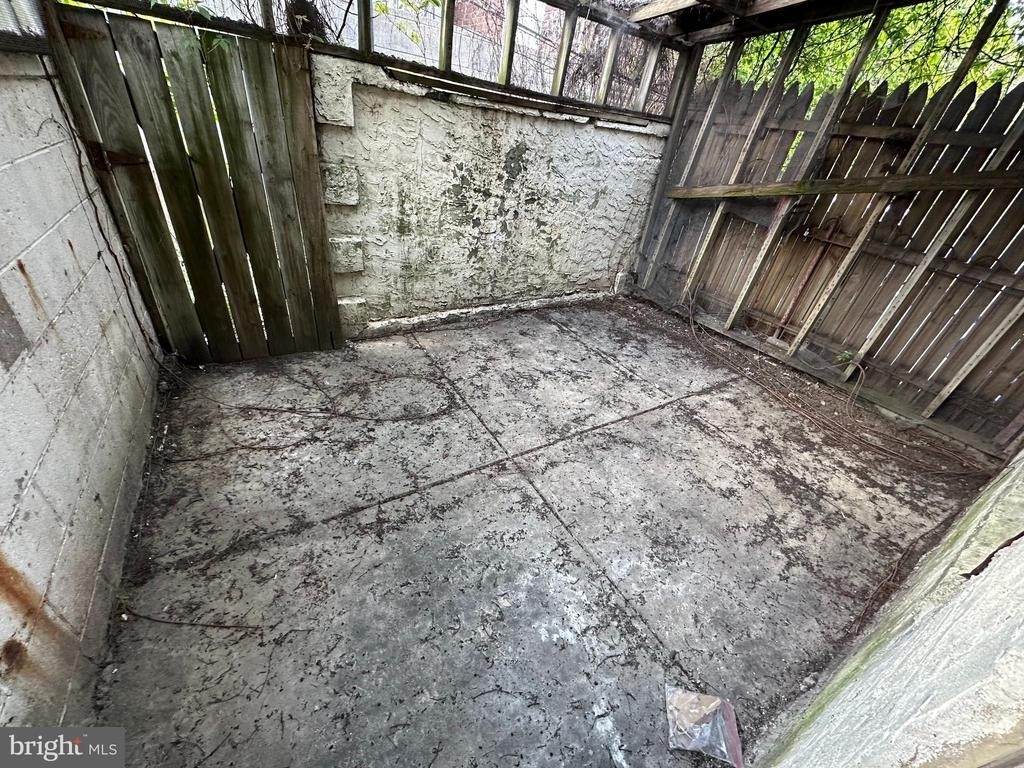 3380 Agate Street - Photo 31