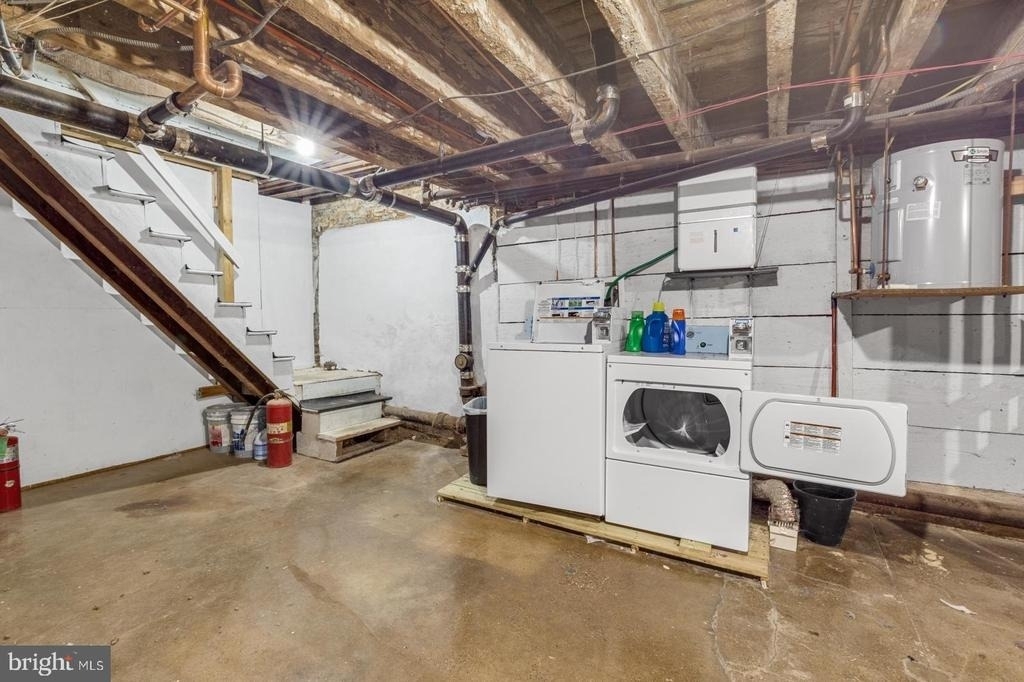 707 W Girard Avenue - Photo 28