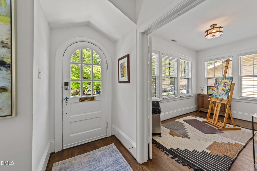1718 Scales Street - Photo 3