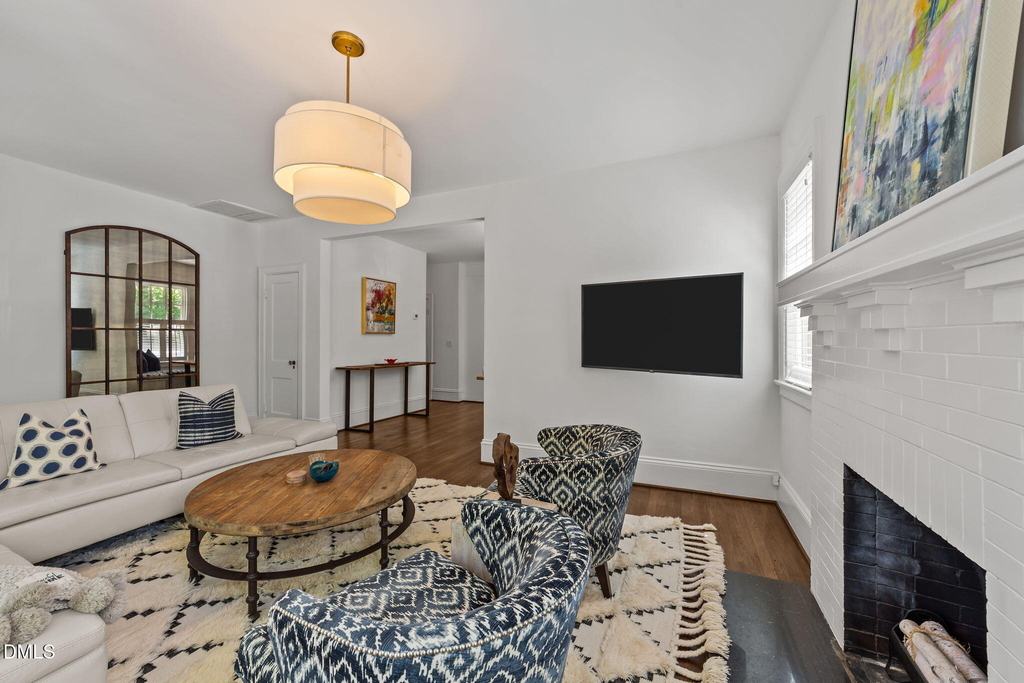 1718 Scales Street - Photo 6
