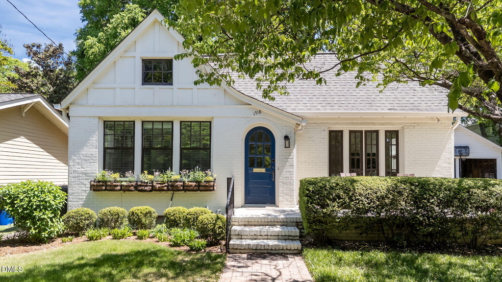 1718 Scales Street - Photo 0