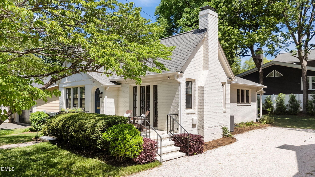 1718 Scales Street - Photo 2