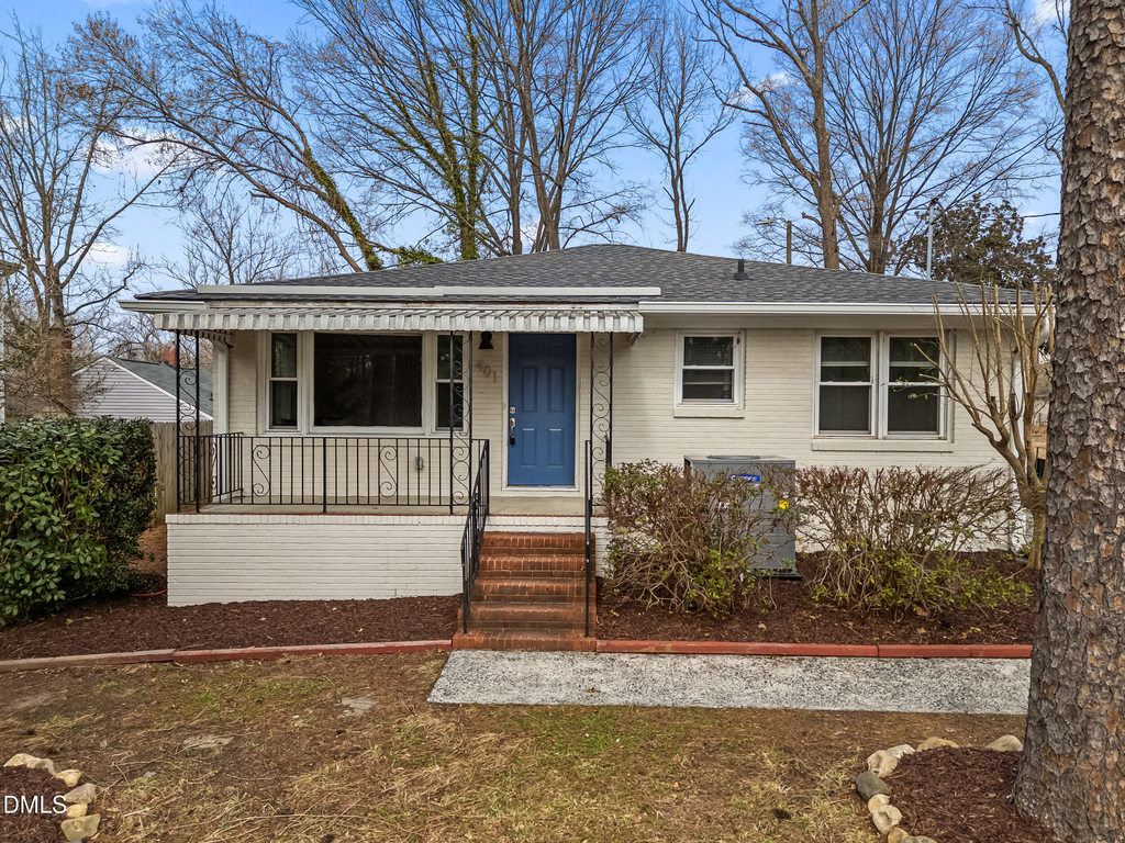 401 Moline Street - Photo 0