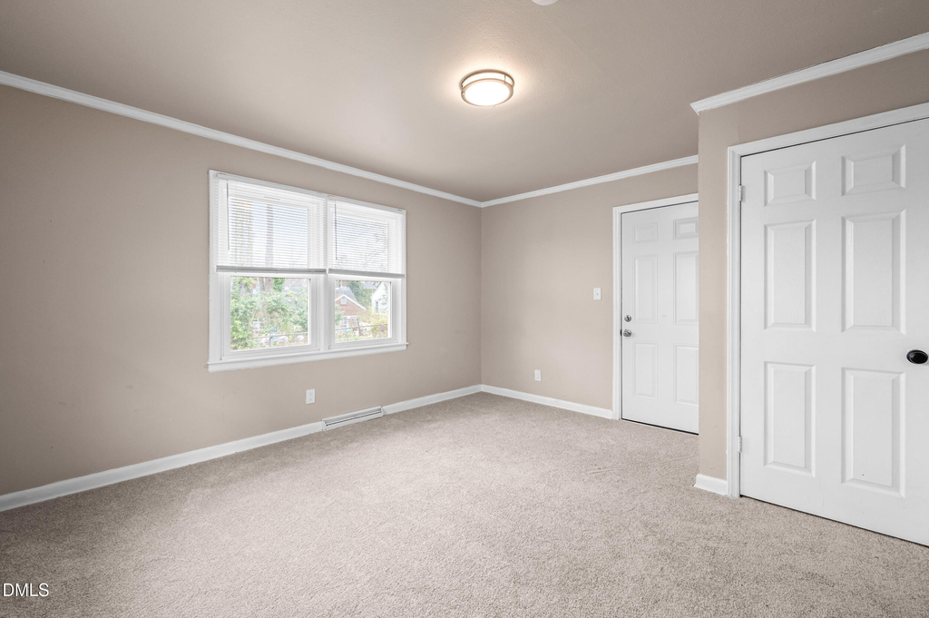 401 Moline Street - Photo 7