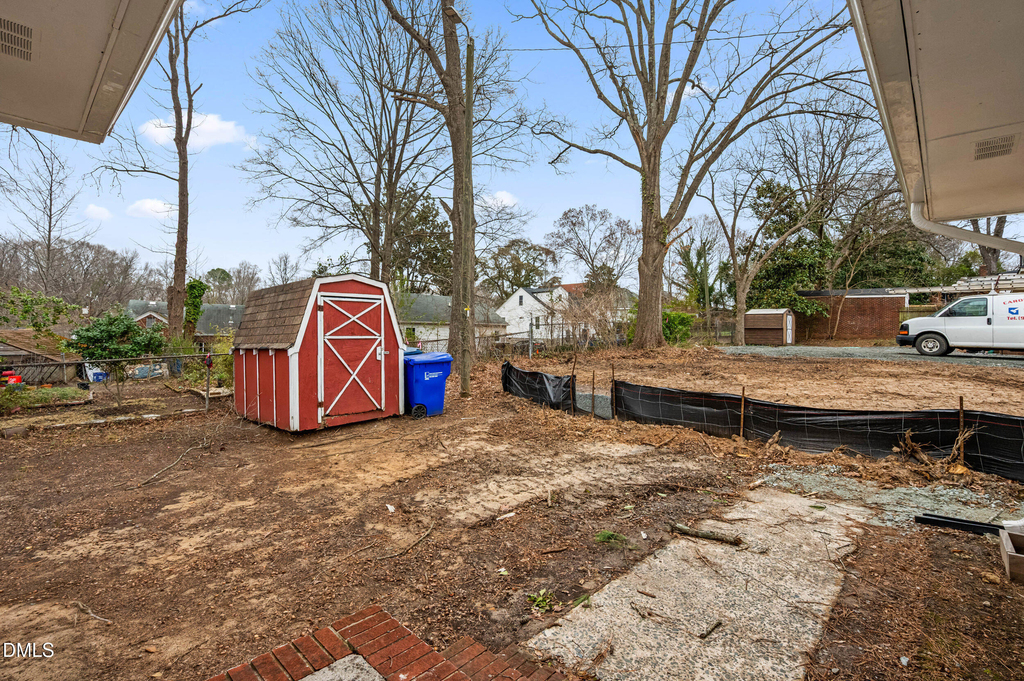401 Moline Street - Photo 17