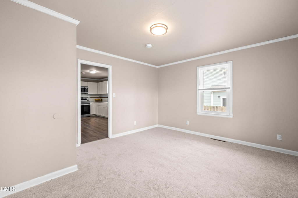 401 Moline Street - Photo 8