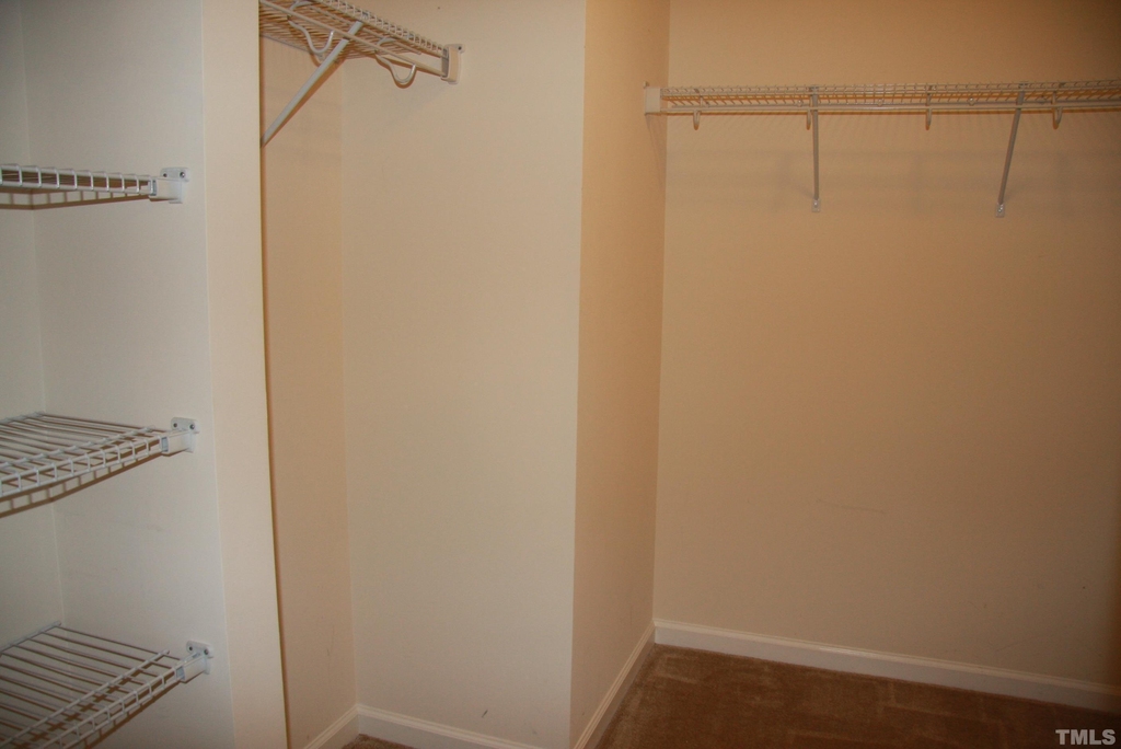 1013 Semora Lane - Photo 15