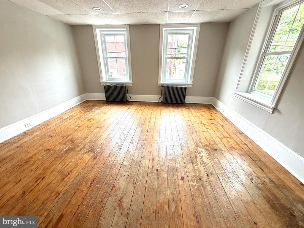96 Main Street - Photo 18