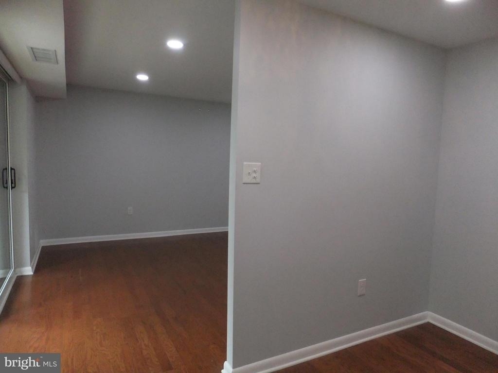 1637 Oakwood Drive - Photo 12