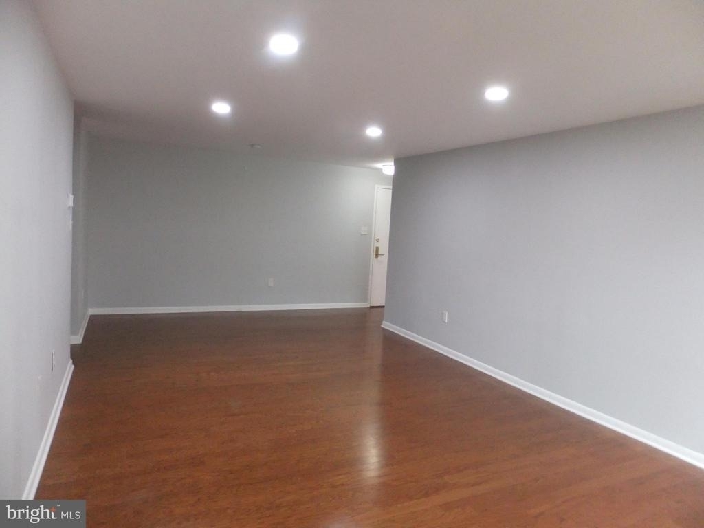 1637 Oakwood Drive - Photo 10
