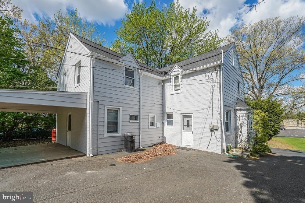644 Meetinghouse Road - Photo 3