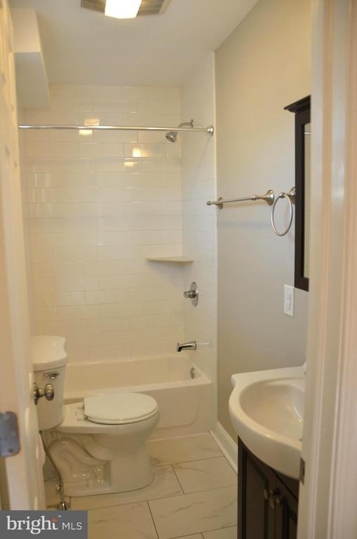 713 Miller Street - Photo 12